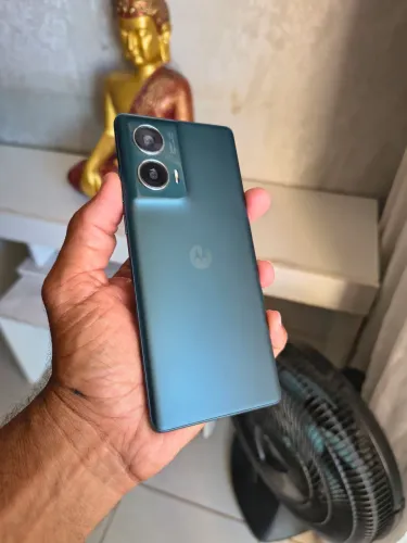 Moto Edge 50 Fusion c/ carregador original.