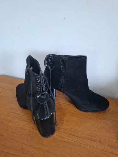BOTA CANO ALTO COM SALTO