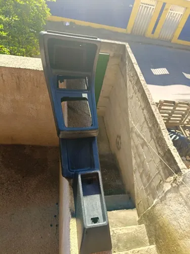 Peça do Monza tubarão