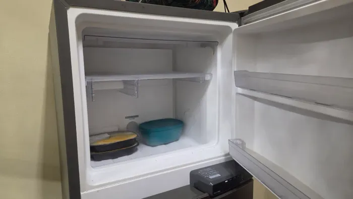 Geladeira Brastemp FrostFree 220v em ótimo estado