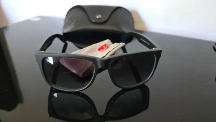 *RAY-BAN JUSTIN RB 4165L ORIGINAL - PRETO FOSCO | R$ 200*