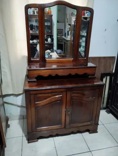 Comoda antiga de jacarandá