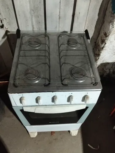 VENDO FOGÃO 4 BOCAS
