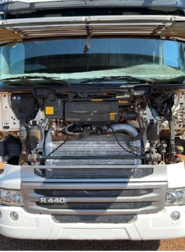 DIREÇÃO HIDRÁULICA, CONTROLE DE TRAÇÃO 6X4, TRANSMISSÃO AUTOMÁTICA