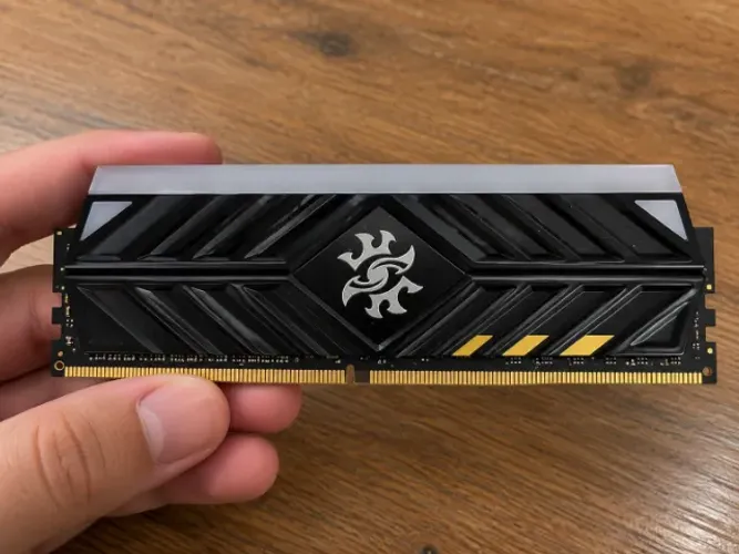 Memoria RAM XPG Spectrix D41 RGB DDR4 8GB 3200MHz