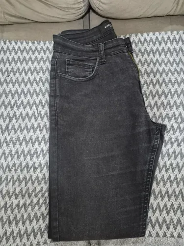 Calça jeans preta 