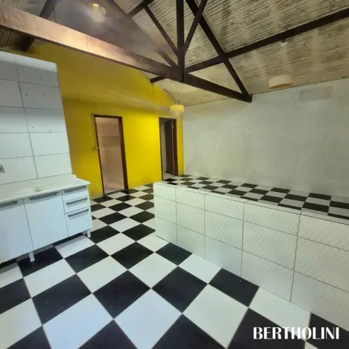 Casa em condomínio no Centrinho de Penedo-RJ