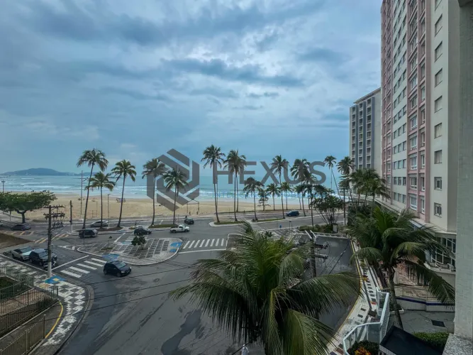 Apartamento frente mar com vista mar na Praia das Pitangueiras, Guaruja