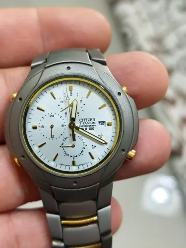 Relógio Citizen Titanium Chronograph WR100