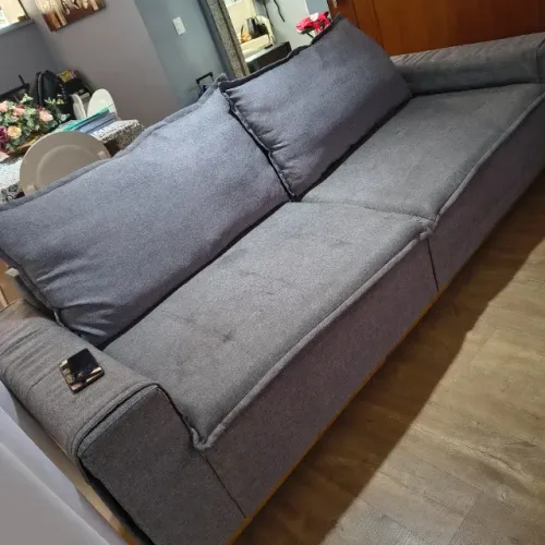 Sofá 4 lugares. 2,4m. Pagamento a vista no pix no momento da retirada