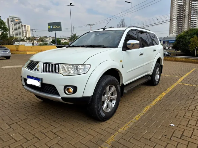 Mitsubishi Pajero Dakar/hpe 3.5 4X4 Flex 5P Aut. 2013