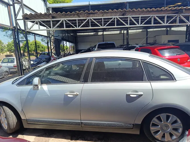 Citroen C4 Pallas GLX 2.0/ 2.0 Flex Aut. 2010