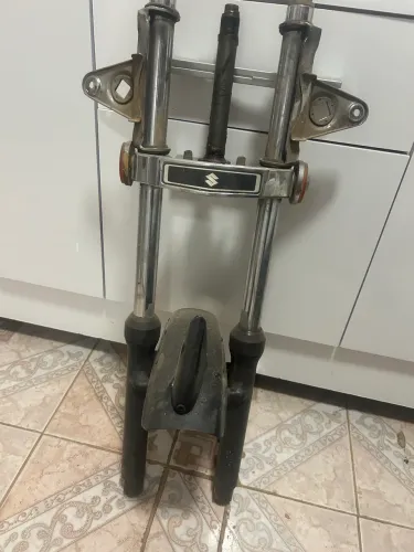 Bengala da Intruder 125