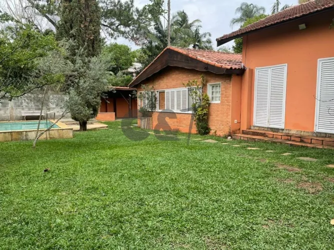 Casa Térrea - 4 Dormitórios (1 Suíte) à Venda no Jardim Petrópolis - São Paulo/SP.