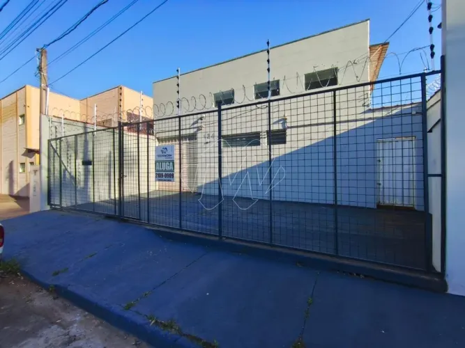 Locação de Comercial / Barracão/Galpão na cidade de Araraquara