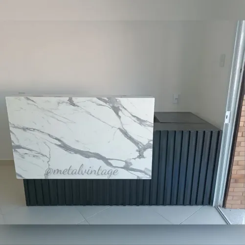 Balcão ripado 