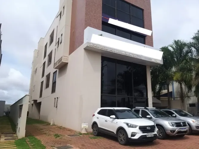 Predio Comercial, 996m², Cidade Empresarial, Av Rio Verde, Aparecida de Goiania.