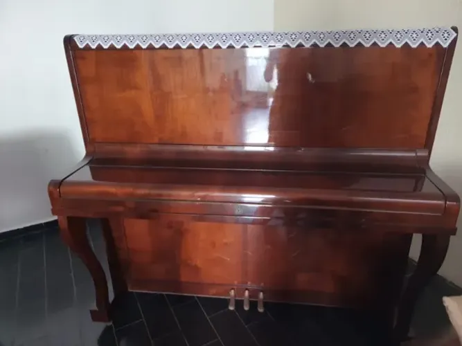 Piano Essenfelder