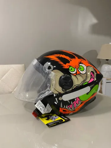 Capacete n. 60 novo - barato 