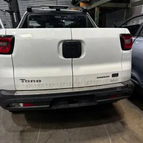 Peças Toro Freedom 2.0 2022 Tampa Lanterna Porta Multimidia Roda Motor Cambio Radiador