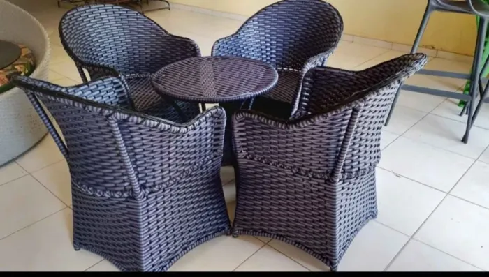 Conjuntos em fibra para terraços e varandas