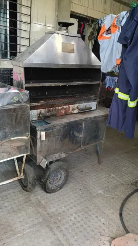 CARROÇA DE ESPETINHO