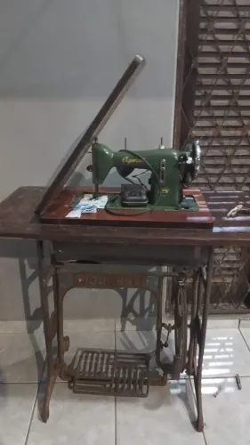 Máquina de costura