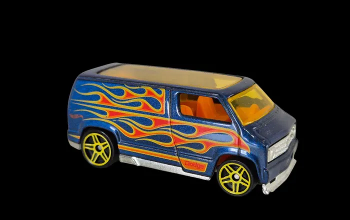 Hot Wheels '77 Dodge Van Loose 