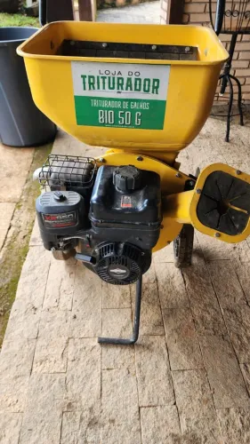 Triturador de Galhos Gasolina Bio 50 G