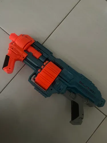 Vendo semi novo - Nerf Elite Schockwave RD-15 - Hasbro