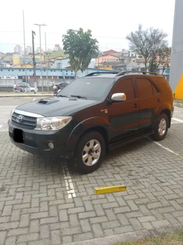 Toyota Hilux SW4 SRV D4-d 4X4 3.0 TDI Dies. AUT 2010