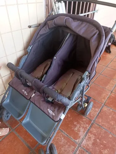 Carro Bebê Gêmeos 