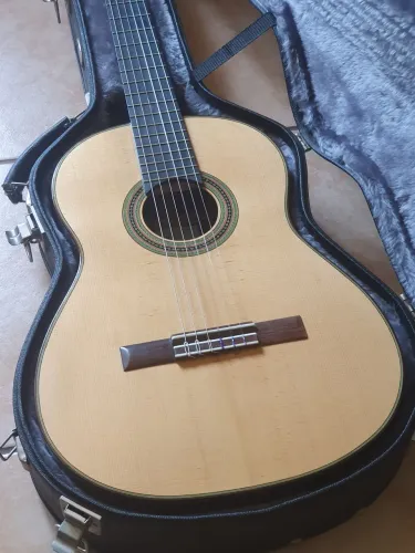Violão Arone 2023