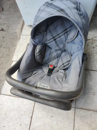 Bebê conforto com base Burigotto 