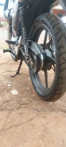 Moto Yamaha Factor.