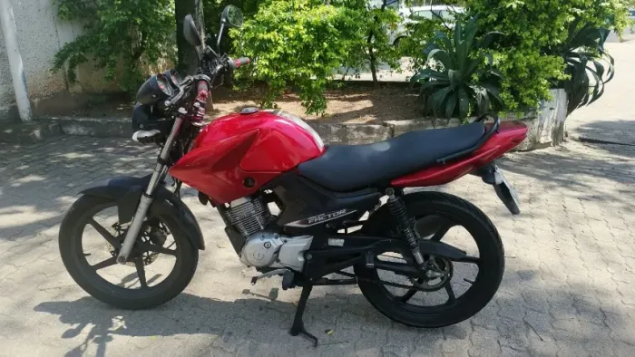 ? YAMAHA FACTOR YBR 125 ED 2011 ?
