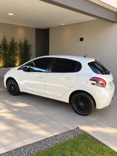 Peugeot 208 Active Pack 1.2 Flex 12V 5P Mec. 2018