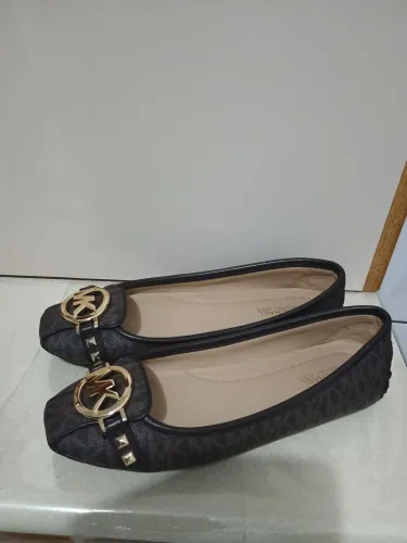 Sapatilha mocassim Michael Kors nova