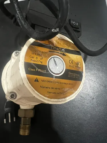Bomba e pressurizador Komeco TP40 127V