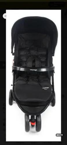Carrinho de bebê Voyage Delta até 15kg usado.