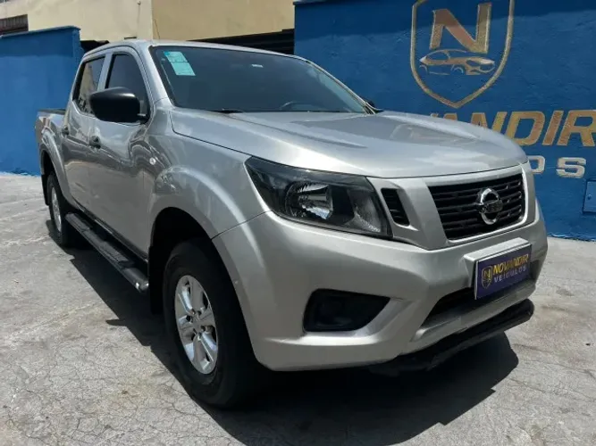 Nissan Frontier S CD 4X4 2.3 TB Diesel Mec. 2022