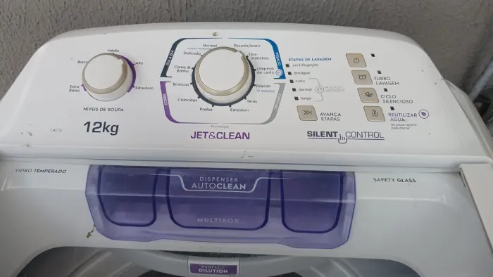 Máquina de lavar Eletrolux 12kg