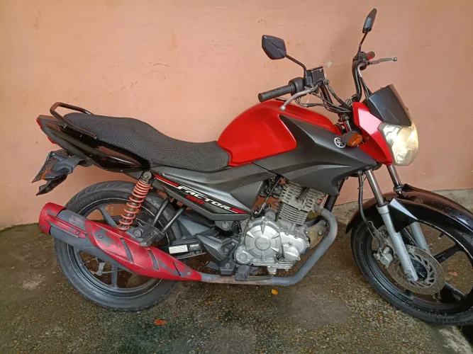 Vendo essa moto Yamaha factor 