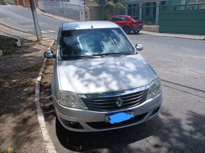 Renault Logan Expression Hi-flex 1.6 8V 