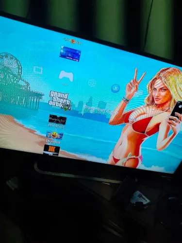 Ps3 Slim 2 controles 500gb 22 jogos