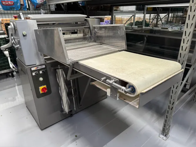Laminadora de Massas LCM 1200 PERFECTA
