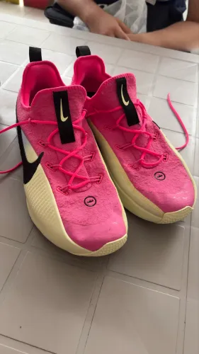 Nike LeBron TR1