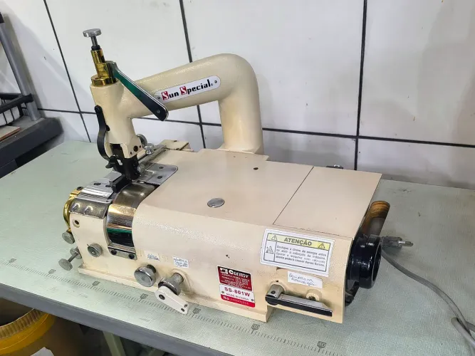 Máquina Chanfradeira para couro Sun Special SS801W