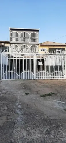 Alugo excelente Casa com 3 pavimentos, Núcleo Bandeirante