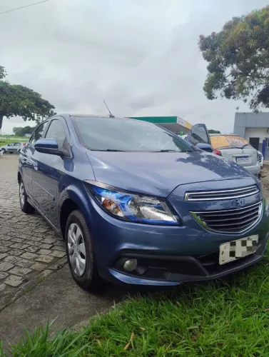 Chevrolet Onix Hatch LT 1.0 8V Flex Power Mec. 4P 2014